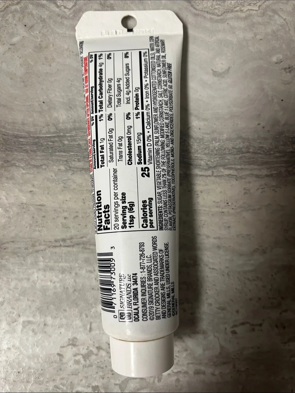 Betty Crocker Green Decorating Icing Tube with White Label
